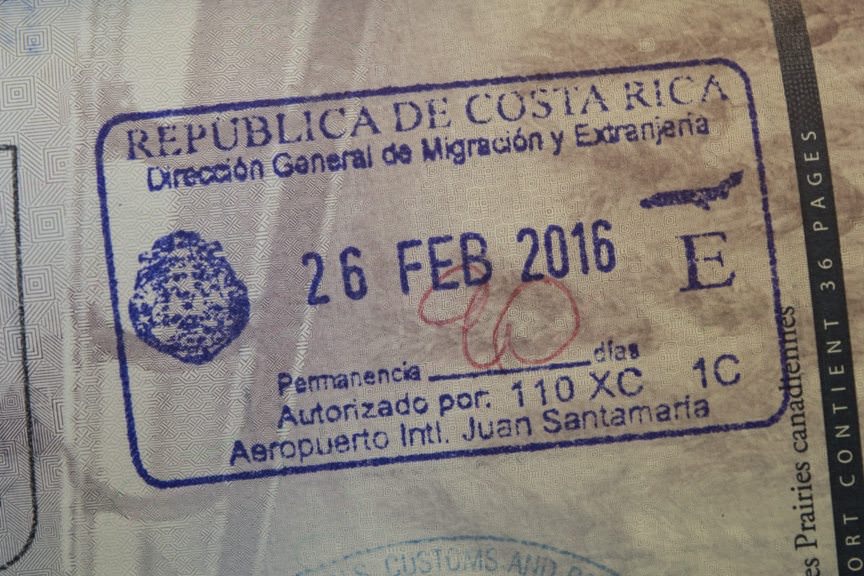 Welcome to Costa Rica! Photo © 2016 Aaron Saunders